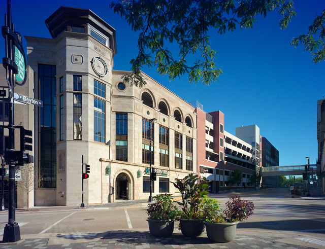 Zane Williams Photography, Associated Bank renovation, Madison, WI