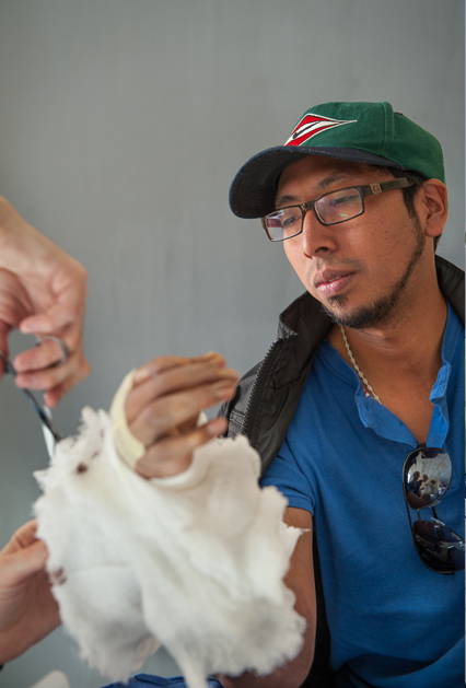 ZANE WILLIAMS photographer ReSurge in Bolivia